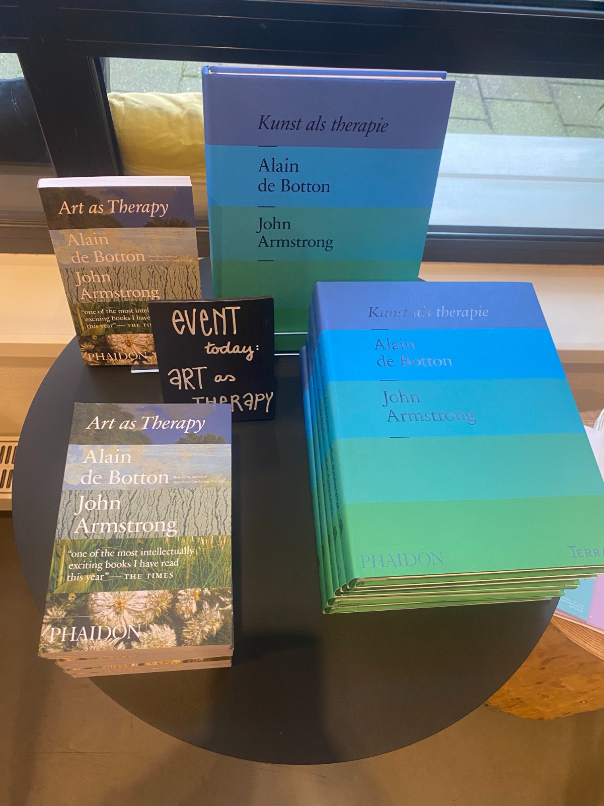 Art as Therapy by Alain de Botton and John Armstrong, event display